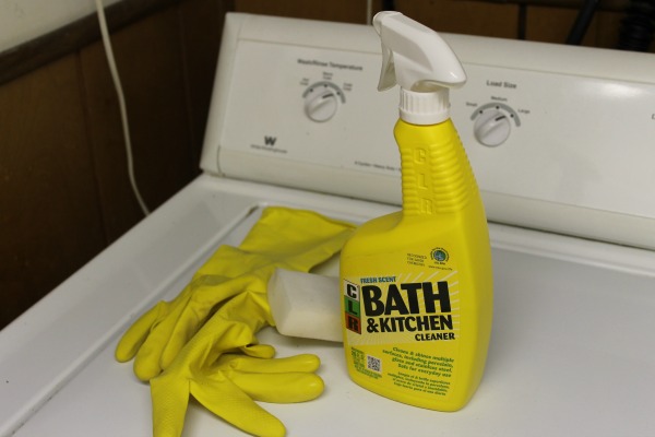 bath and kitchen cleaner