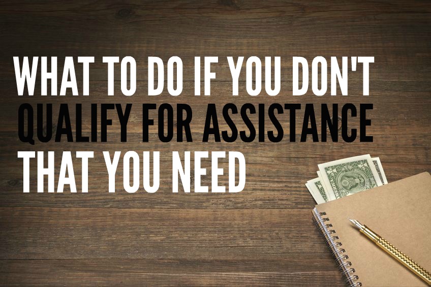 If you're a single mom who doesn't qualify for government assistance that you need there are other options. Here are a few things to try.