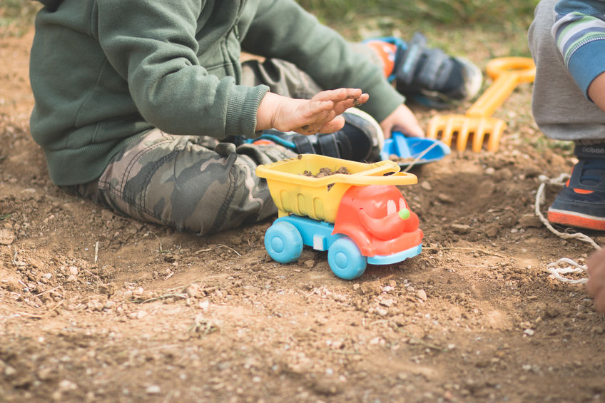 day care help for single moms