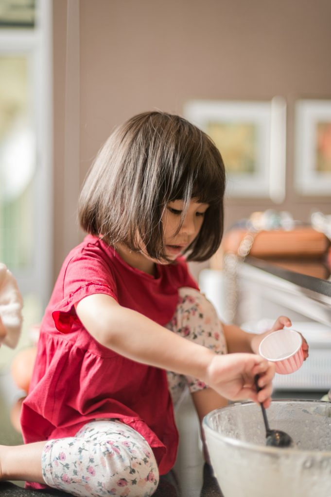 Amazing Ways To Engage Your Child In The Kitchen